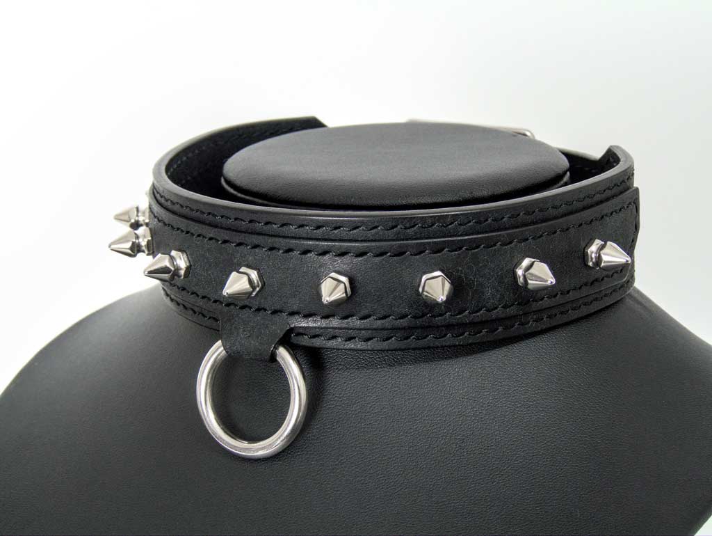 Collier BDSM cuir : Piques et clous