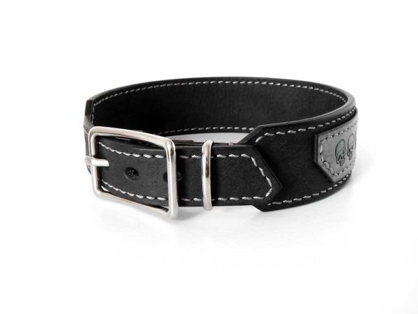 Collier bdsm tête de mort
