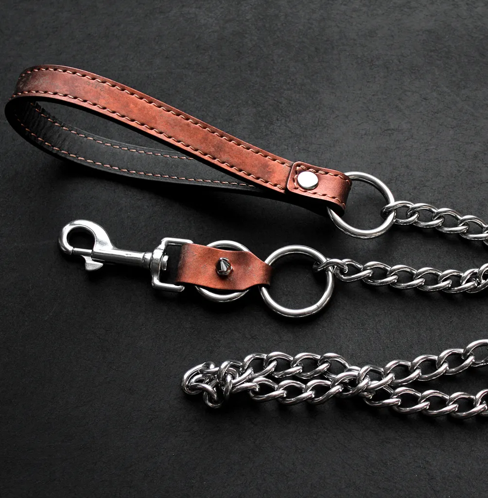 Laisse bdsm en cuir personnalisée chaîne en inox