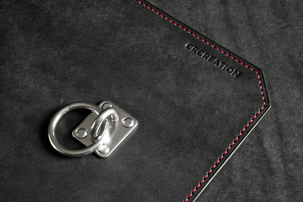 fixation plaque inox sur tapis en cuir sm crcreation